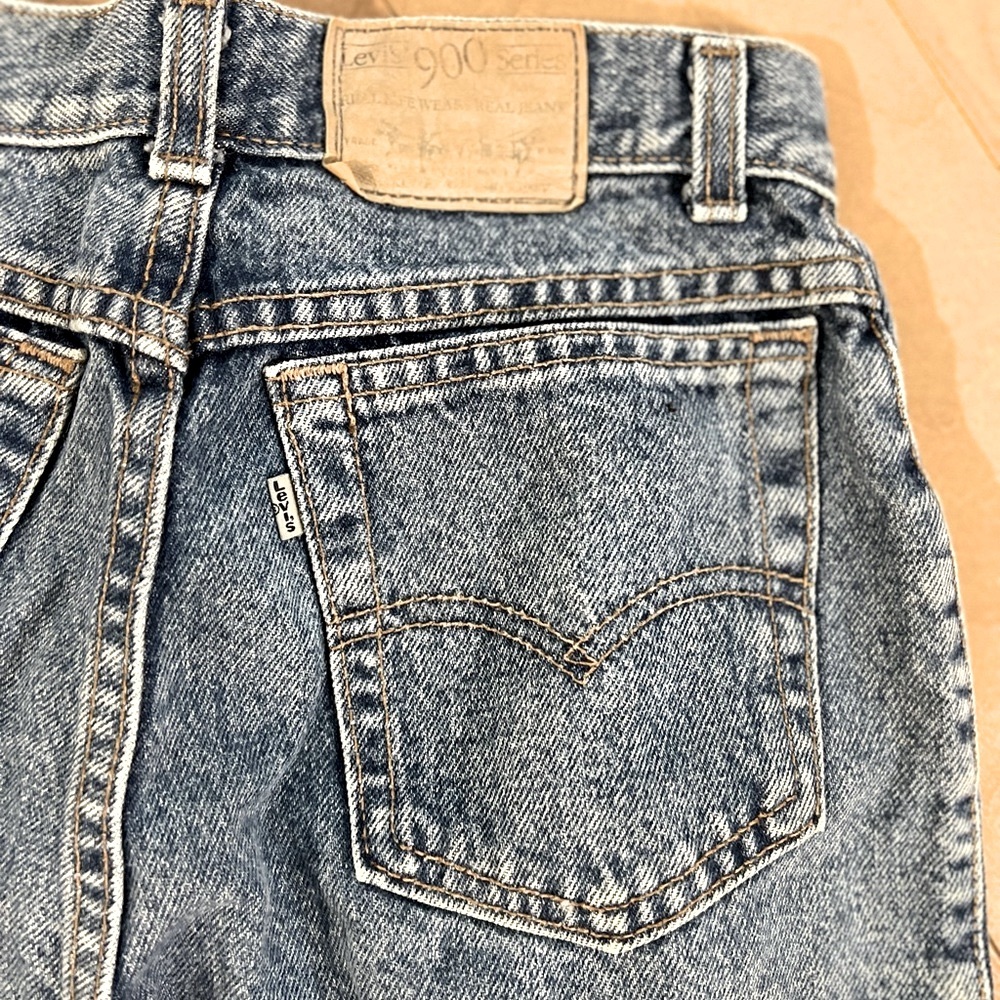 Vintage 90s Straight Leg Levi’s 900 Series Jeans Denim High Rise
